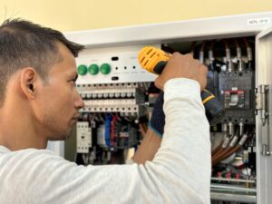 ¿Qué papel desempeña un ingeniero en electrónica? ¿Qué papel desempeña un ingeniero en electrónica?